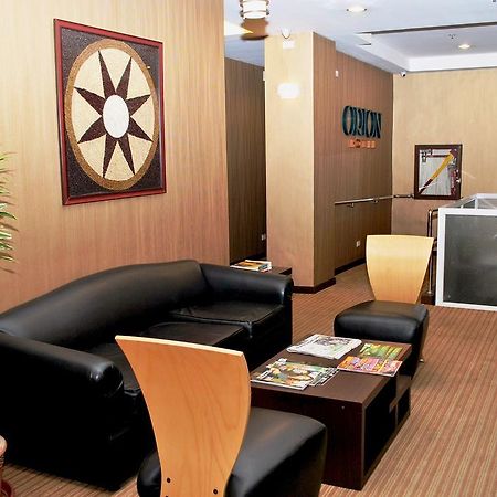 Orion Hotel Manila Esterno foto