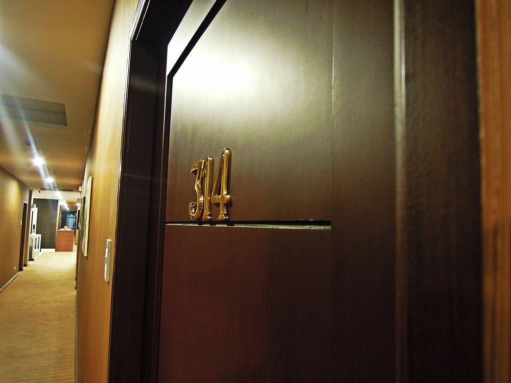 Orion Hotel Manila Esterno foto