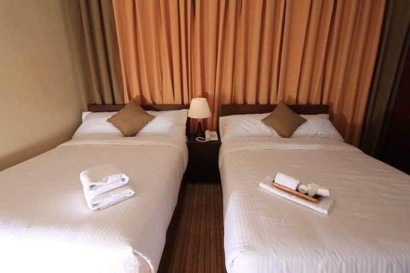 Orion Hotel Manila Esterno foto